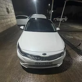Kia K5 2020