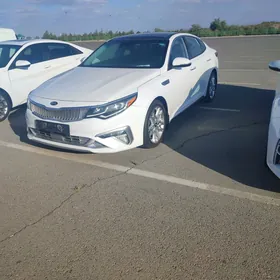 Kia Optima 2020