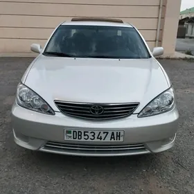 Toyota Camry 2004
