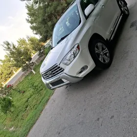 Toyota Highlander 2010