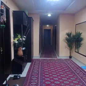 ПОДВОЙСКОГО 3ком 2эт Элитка