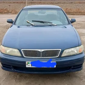 Nissan Maxima 1998
