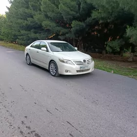 Toyota Camry 2011