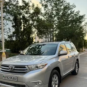 Toyota Highlander 2011