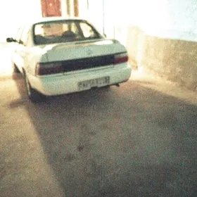 Toyota Corolla 1993