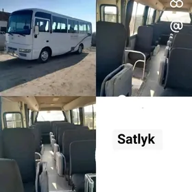 Nissan Civilian 2004