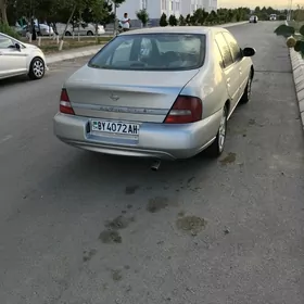 Nissan Altima 2001