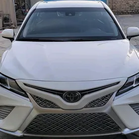 Toyota Camry 2020