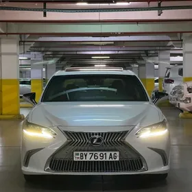 Lexus ES 350 2021