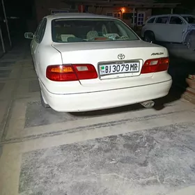Toyota Avalon 1999