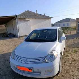 Nissan Versa 2009