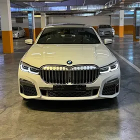 BMW 740 2020