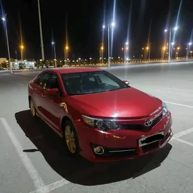 Toyota Camry 2011