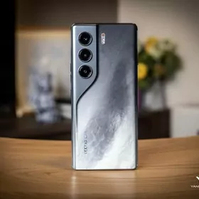 скупка б/у телефонов Tecno Spark Camon 40 20 pro