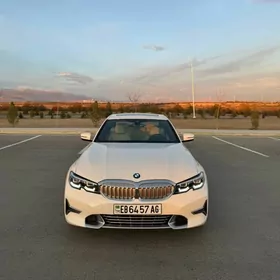 BMW 330 2021