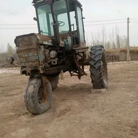 MTZ T-28 1990