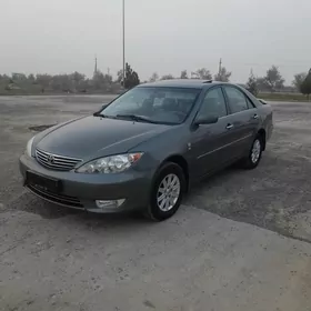 Toyota Camry 2005