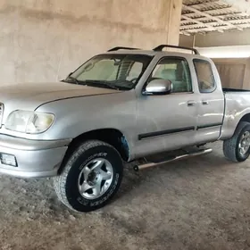 Toyota Tundra 2001