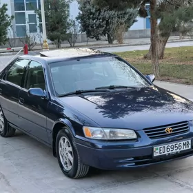 Toyota Camry 1999