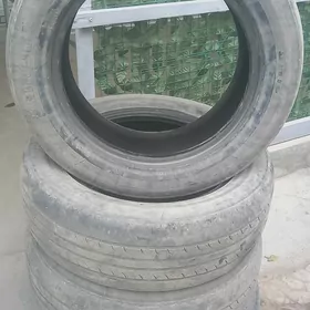 Balon R 17 225/60