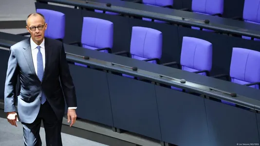 Serdar Berdimuhamedow Fridrih Mersi Germaniýanyň Kansleri wezipesine saýlanylmagy bilen gutlady