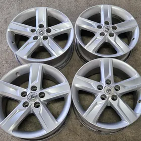 Camry r17 diska orginal 👍