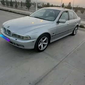 BMW E39 1999