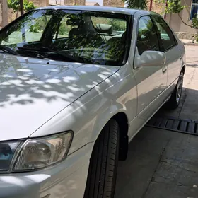 Toyota Camry 2001
