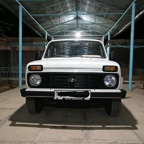 Lada Niva 1985