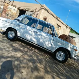 Lada 2106 2000