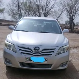 Toyota Camry 2011