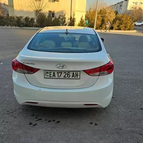 Hyundai Elantra 2011