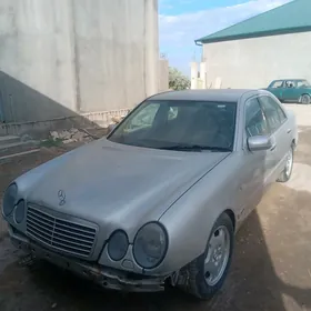 Mercedes-Benz E430 2000