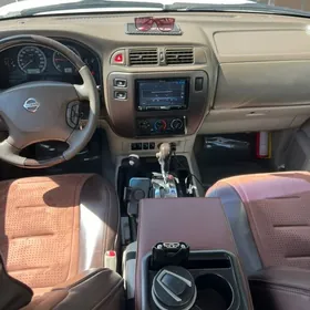 Nissan Patrol 2003