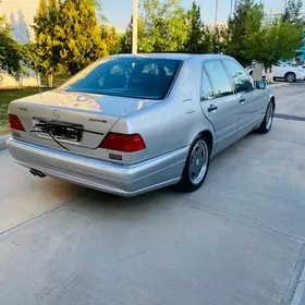 Mercedes-Benz S-Class 1996