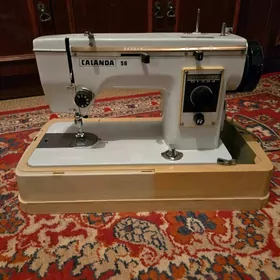 Швейная машинка