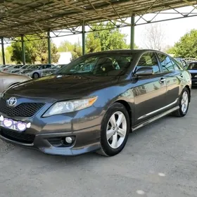 Toyota Camry 2011