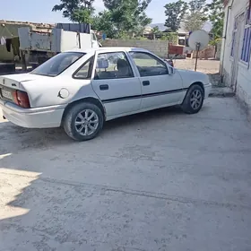 Opel Vectra 1990