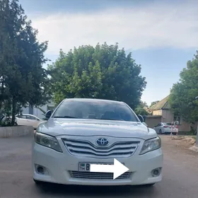 Toyota Camry 2011