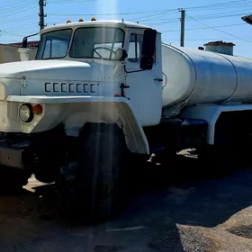 Ural 4320 1991