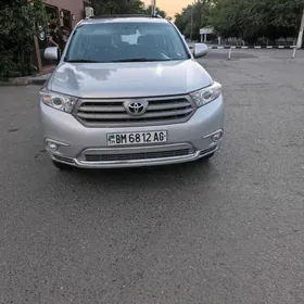 Toyota Highlander 2011