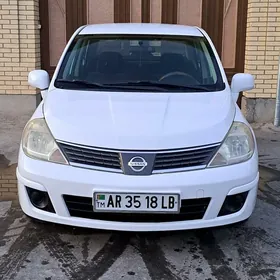 Nissan Versa 2007