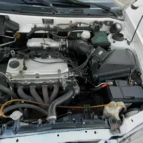 Mitsubishi Carisma 1996