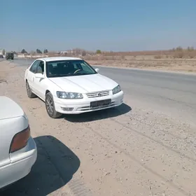 Toyota Camry 2001