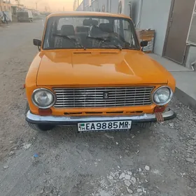 Lada 2104 1980