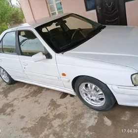 Peugeot 607 2002