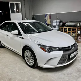 Toyota Camry 2016