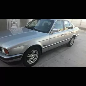 BMW 525 1992