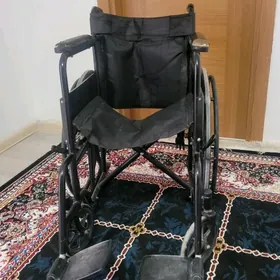 инвалидная коляска