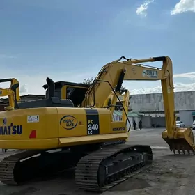 Komatsu PC200LC-8 2021